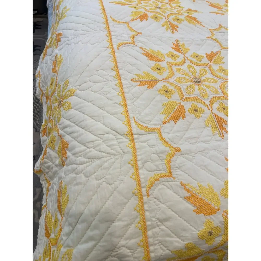 Quilt Queen Blanket Coverlet Vintage honey bee yellow floral Cross Stitched